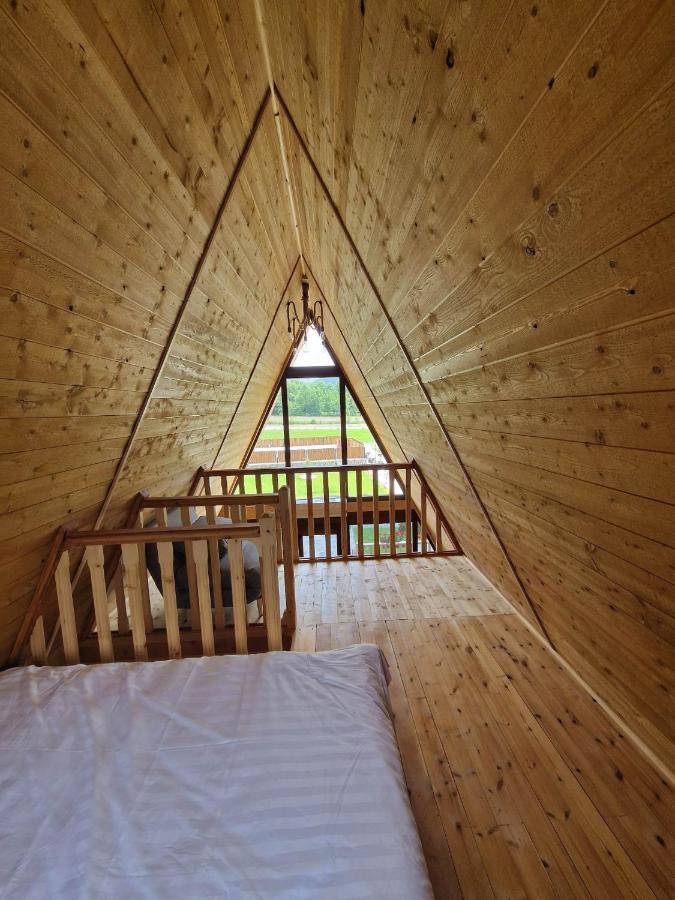Doka Valea Sebesului A-Frame Hotel Exterior photo